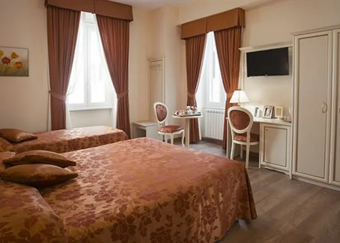 Domus Bocca Di Leone 3*