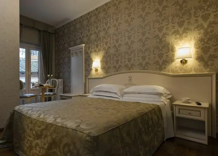 Domus Bocca Di Leone 3*